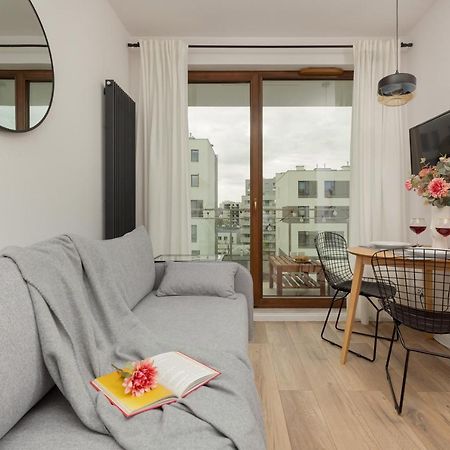 Forum Wola Jana Kazimierza Apartment By Noclegi Renters ワルシャワ エクステリア 写真