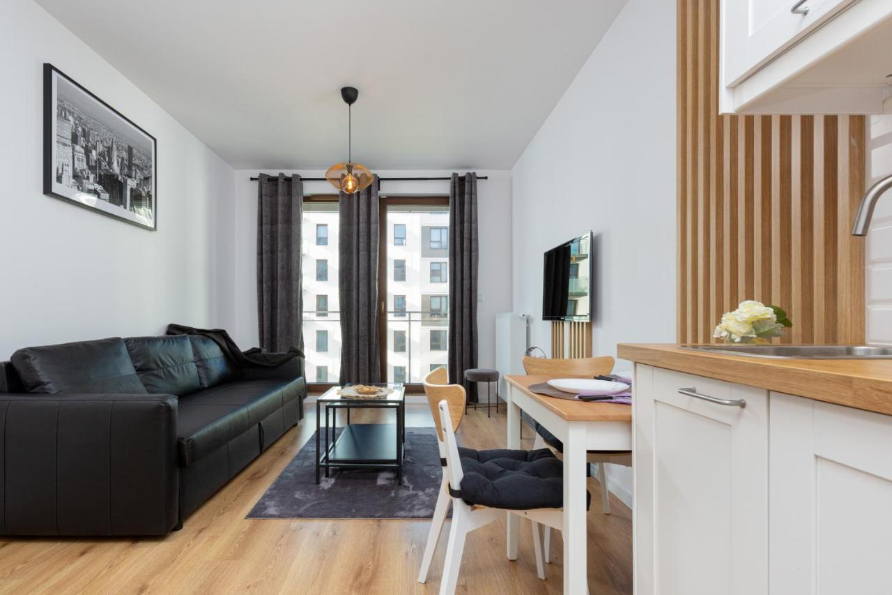 Forum Wola Jana Kazimierza Apartment By Noclegi Renters ワルシャワ エクステリア 写真
