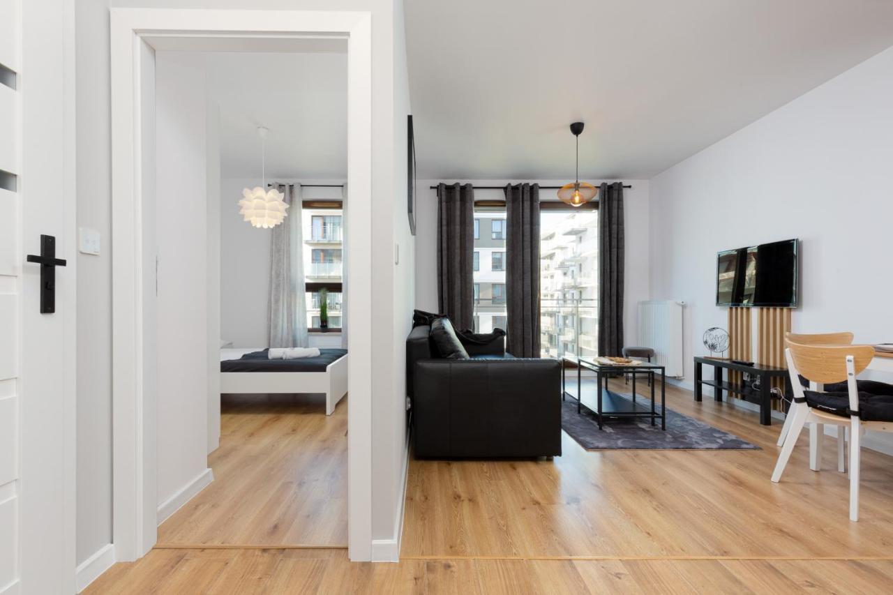 Forum Wola Jana Kazimierza Apartment By Noclegi Renters ワルシャワ エクステリア 写真